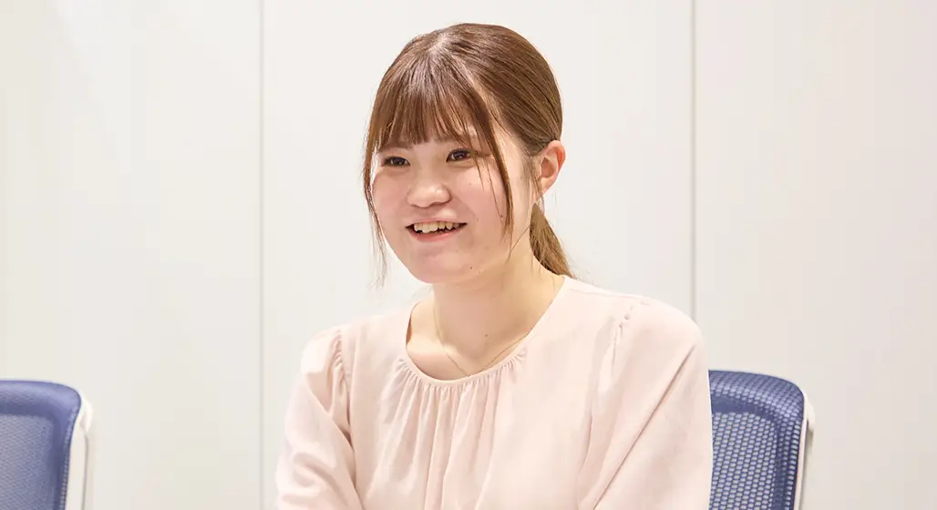 壇 有里奈